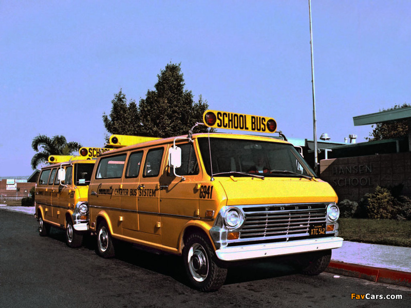 Photos of Ford E-200 School Bus 1968 (800 x 600)