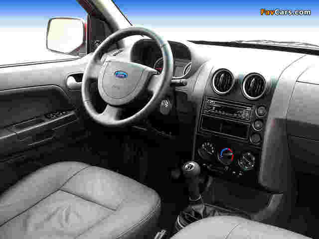 Ford EcoSport 2003–07 wallpapers (640 x 480)
