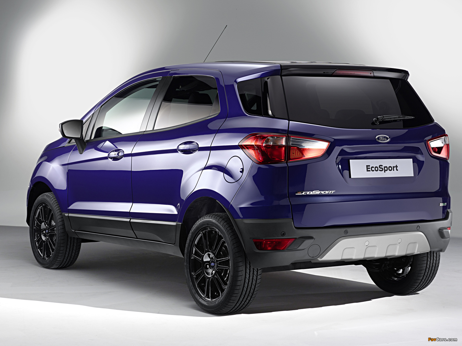 Ford EcoSport S 2015 wallpapers (1600 x 1200)
