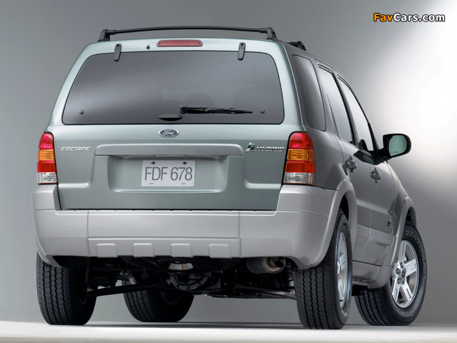 Pictures of Ford Escape Hybrid 2004–07 (640 x 480)