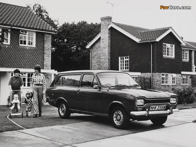 Ford Escort Estate UK-spec 1968–74 photos (640 x 480)