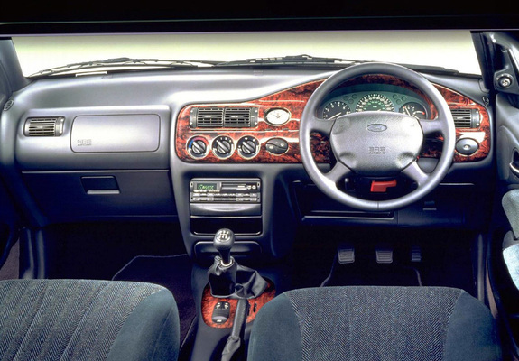 Ford Escort Ghia 5-door Hatchback UK-spec 1995–98 images