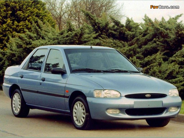 Ford Escort CLX Saloon 1995–98 photos (640 x 480)