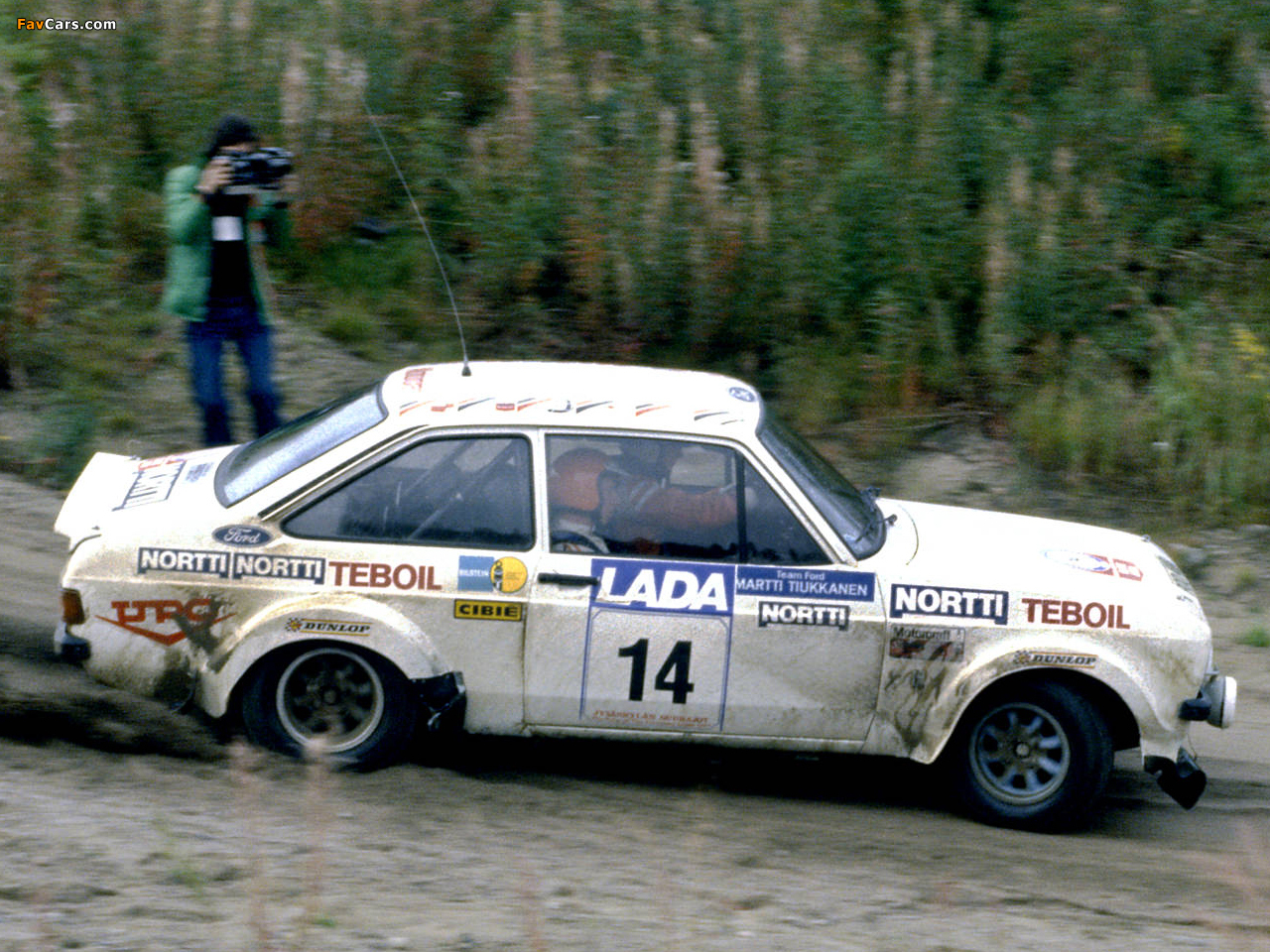 Images of Ford Escort RS1800 Rally Car 1975–82 (1280 x 960)