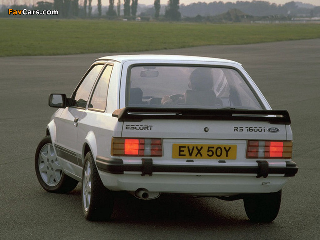 Images of Ford Escort RS1600i 1981–85 (640 x 480)