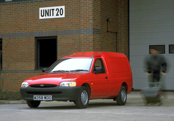 Images of Ford Escort 75 Van UK-spec 1995–2002