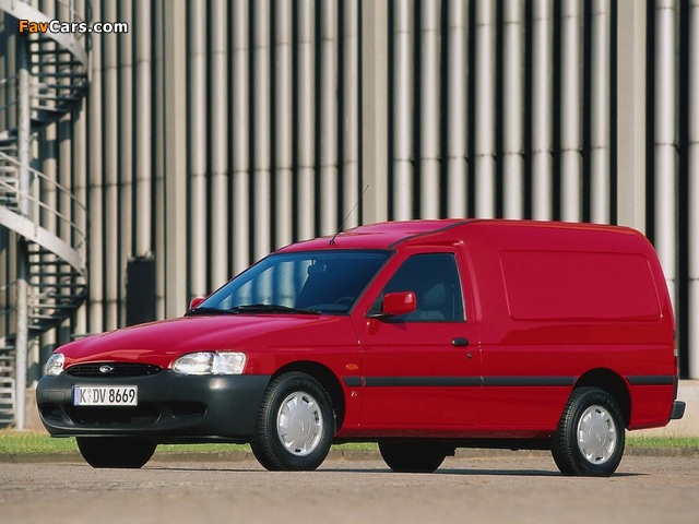 Pictures of Ford Escort 75 Van 1995–2002 (640 x 480)