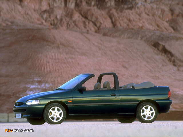 Ford Escort Cabriolet 1995–97 wallpapers (640 x 480)