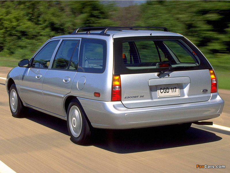 Ford Escort Wagon 1997–99 photos (800 x 600)