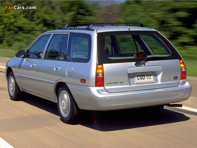 Ford Escort Wagon 1997–99 photos (640 x 480)