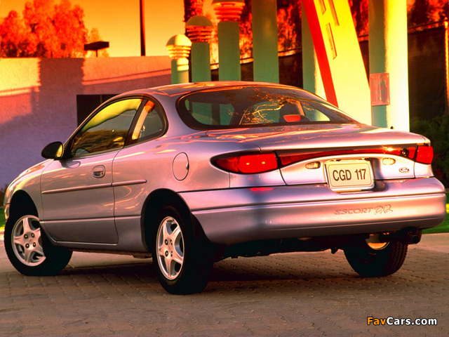 Photos of Ford Escort ZX2 1998–2002 (640 x 480)