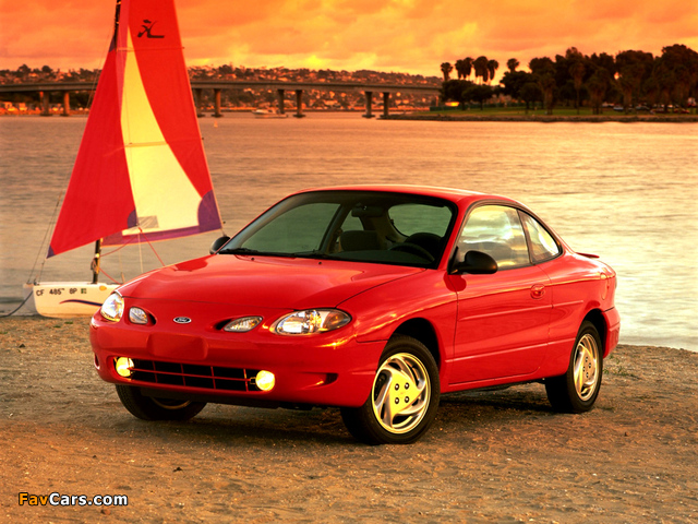Pictures of Ford Escort ZX2 1998–2002 (640 x 480)