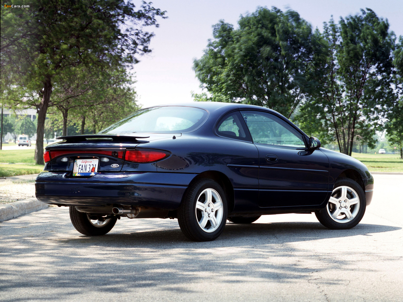 Ford ZX2 2002–03 wallpapers (1600 x 1200)