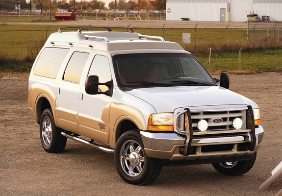Ford Excursion Sightseer Concept 2000 images