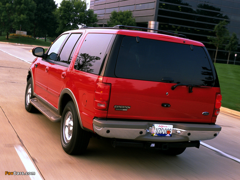 Ford Expedition 1999–2002 photos (800 x 600)