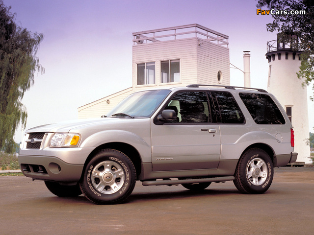 Ford Explorer Sport 2001–03 photos (640 x 480)