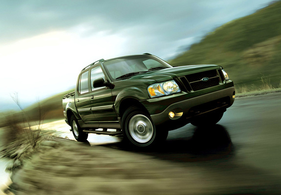 Images of Ford Explorer Sport Trac 2000–05