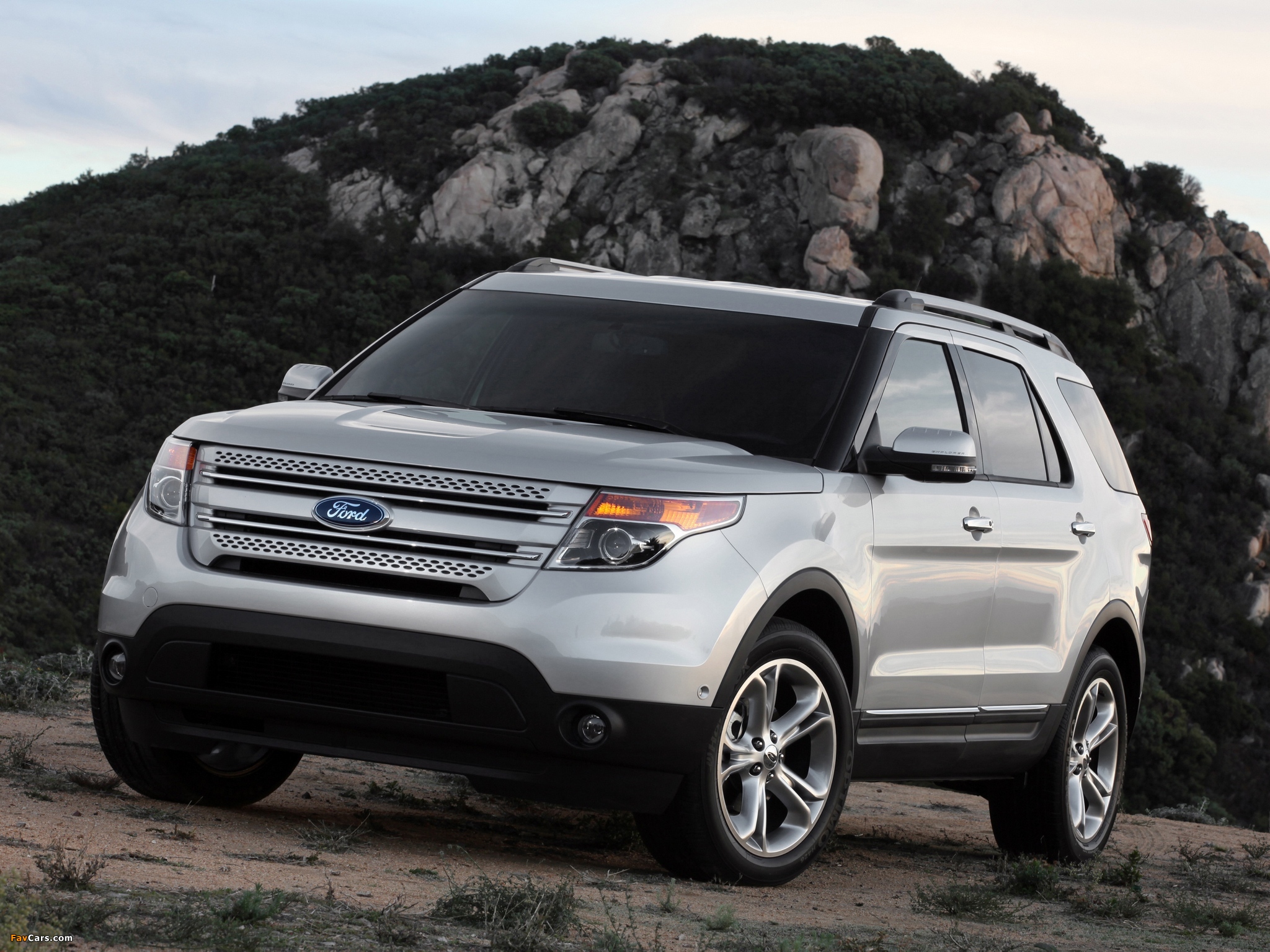 Images of Ford Explorer 2010 (2048 x 1536)