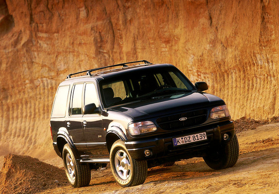 Photos of Ford Explorer EU-spec 1995–2001