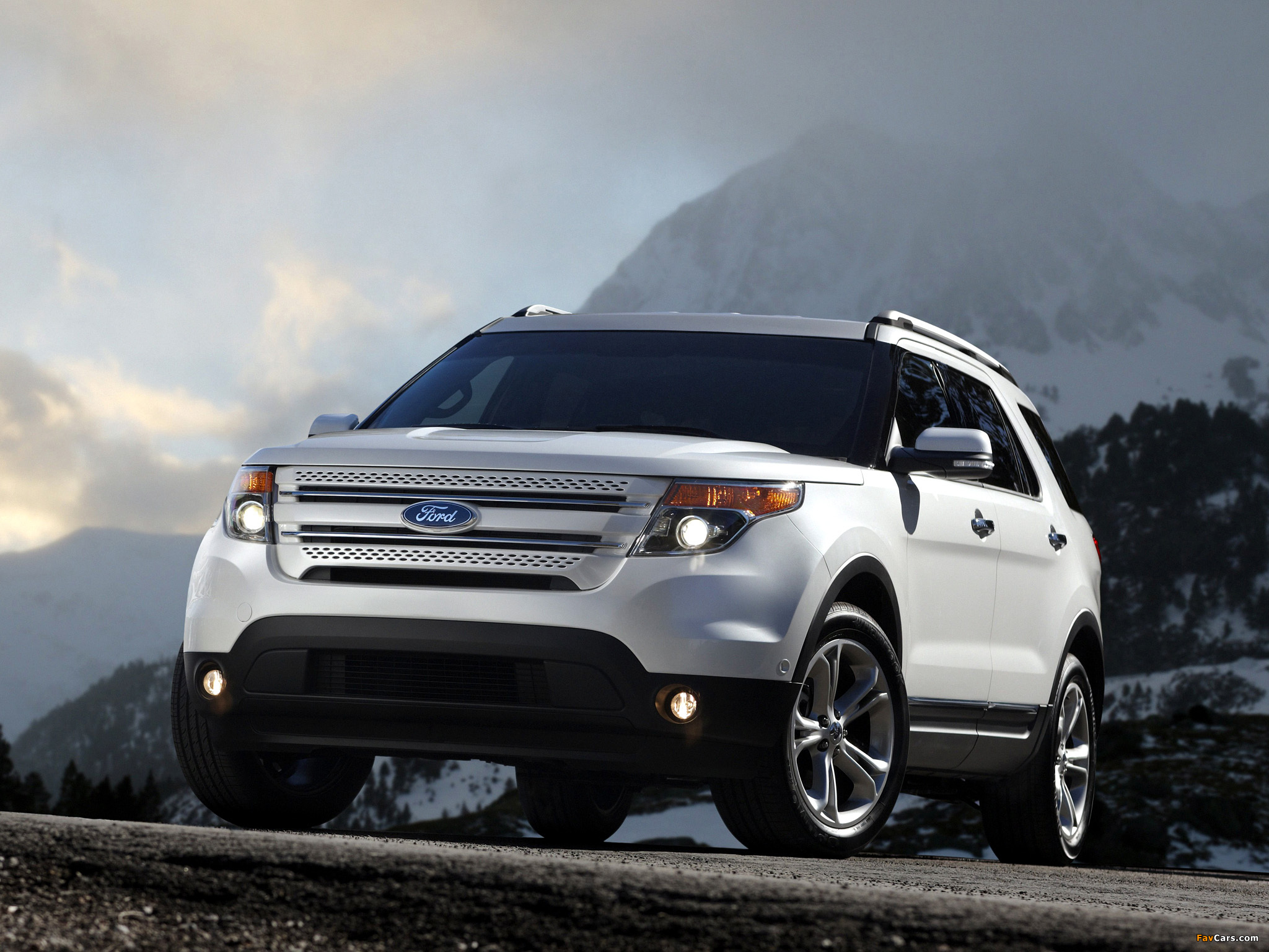 Photos of Ford Explorer 2010 (2048 x 1536)