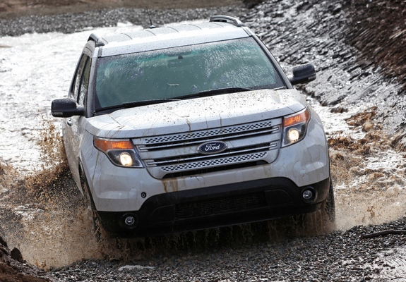 Pictures of Ford Explorer 2010