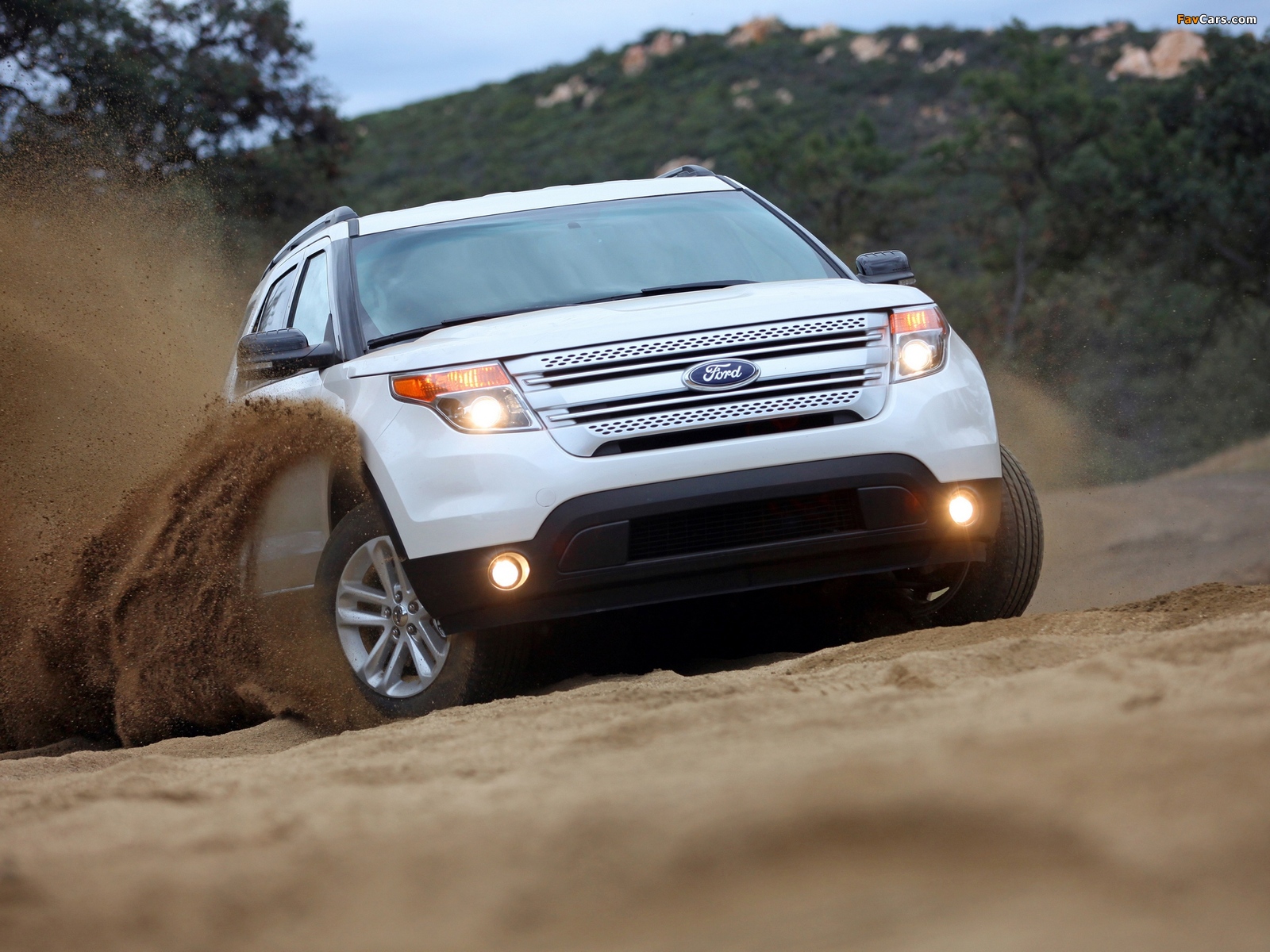 Ford Explorer 2010 wallpapers (1600 x 1200)