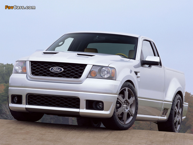 Ford SVT F-150 Lightning Concept 2003 pictures (640 x 480)