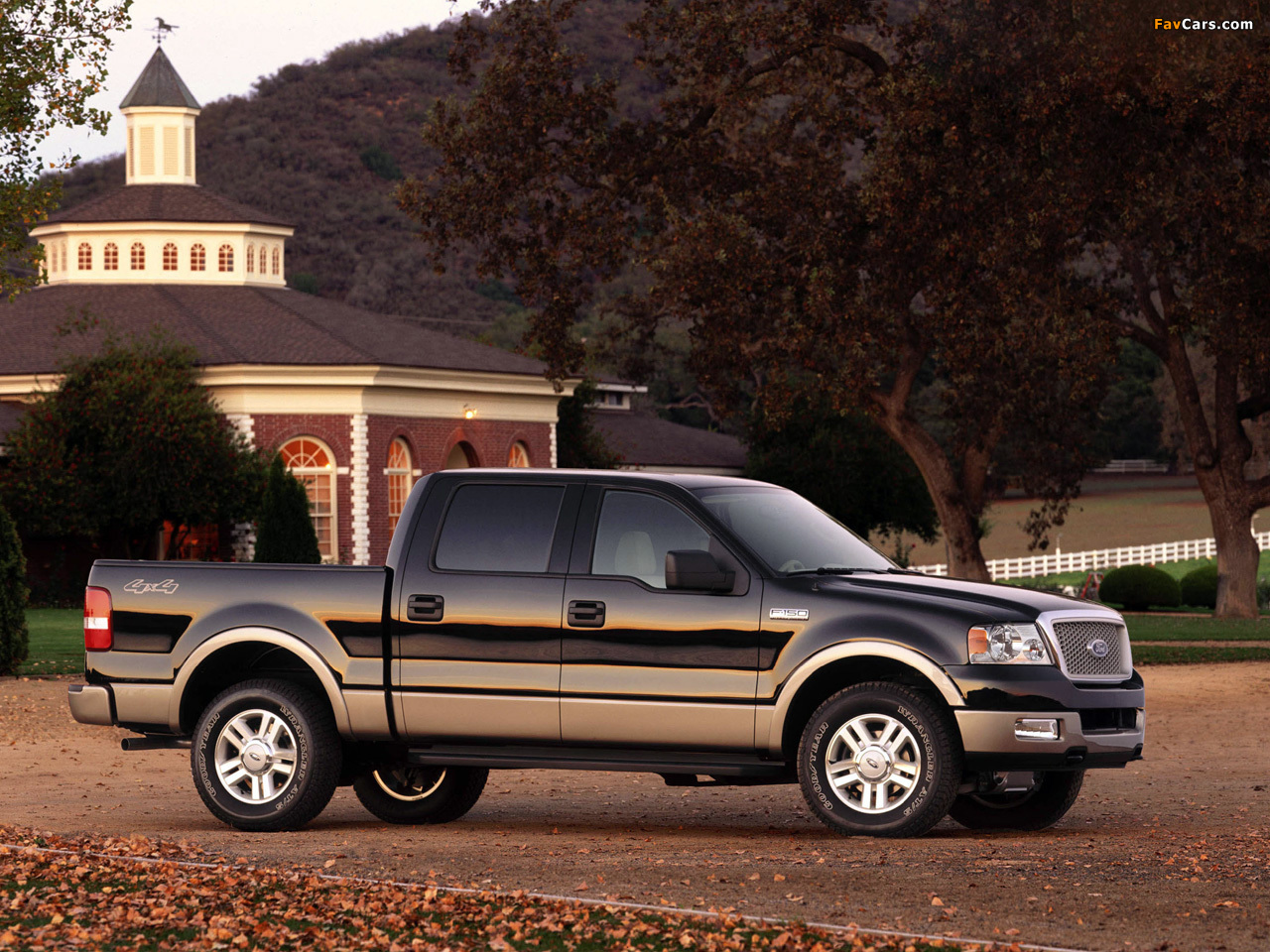 Images of Ford F-150 Lariat SuperCrew 2004–05 (1280 x 960)