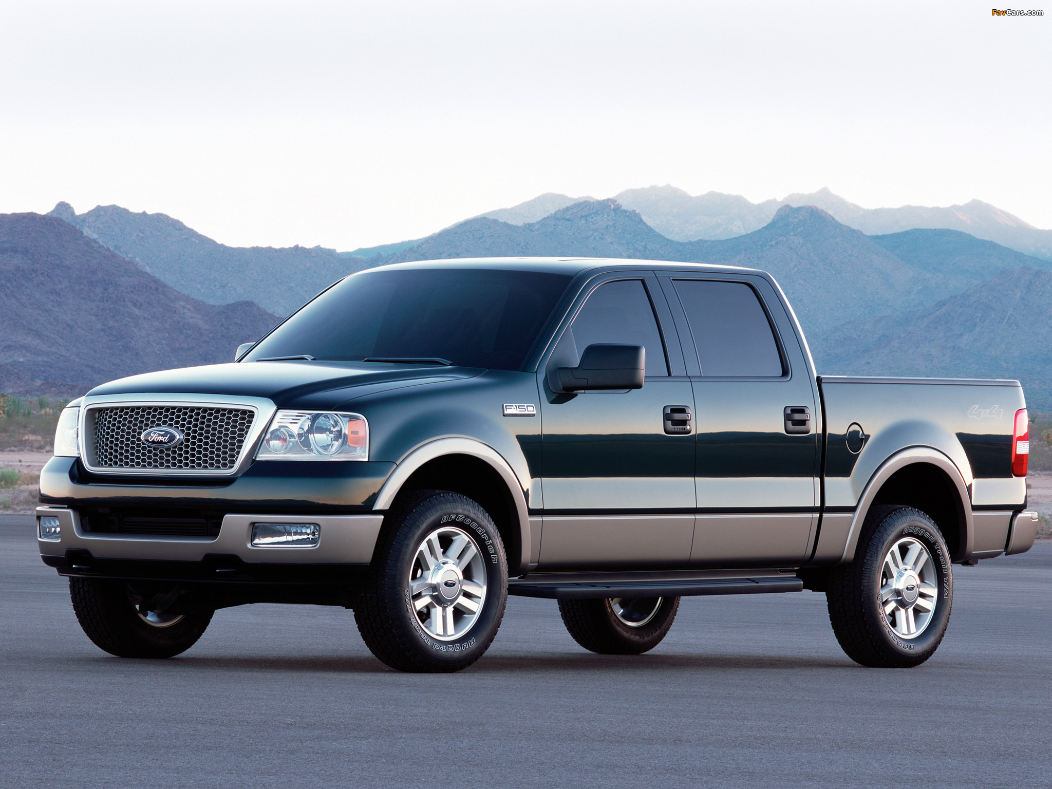 Images of Ford F-150 Lariat SuperCrew 2004–05 (2048 x 1536)