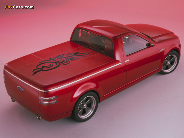 Photos of Ford F-150 Lightning Rod Concept 2001 (640 x 480)