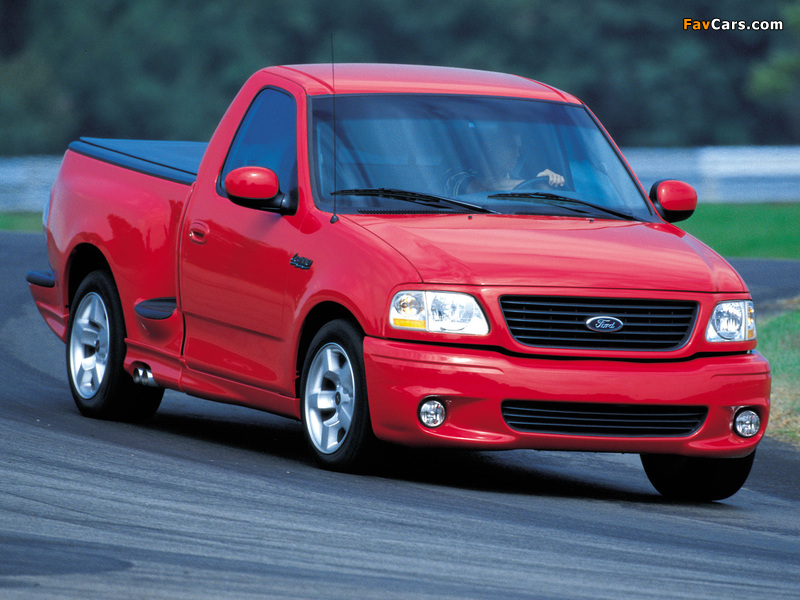 Pictures of Ford SVT F-150 Lightning 1999–2003 (800 x 600)