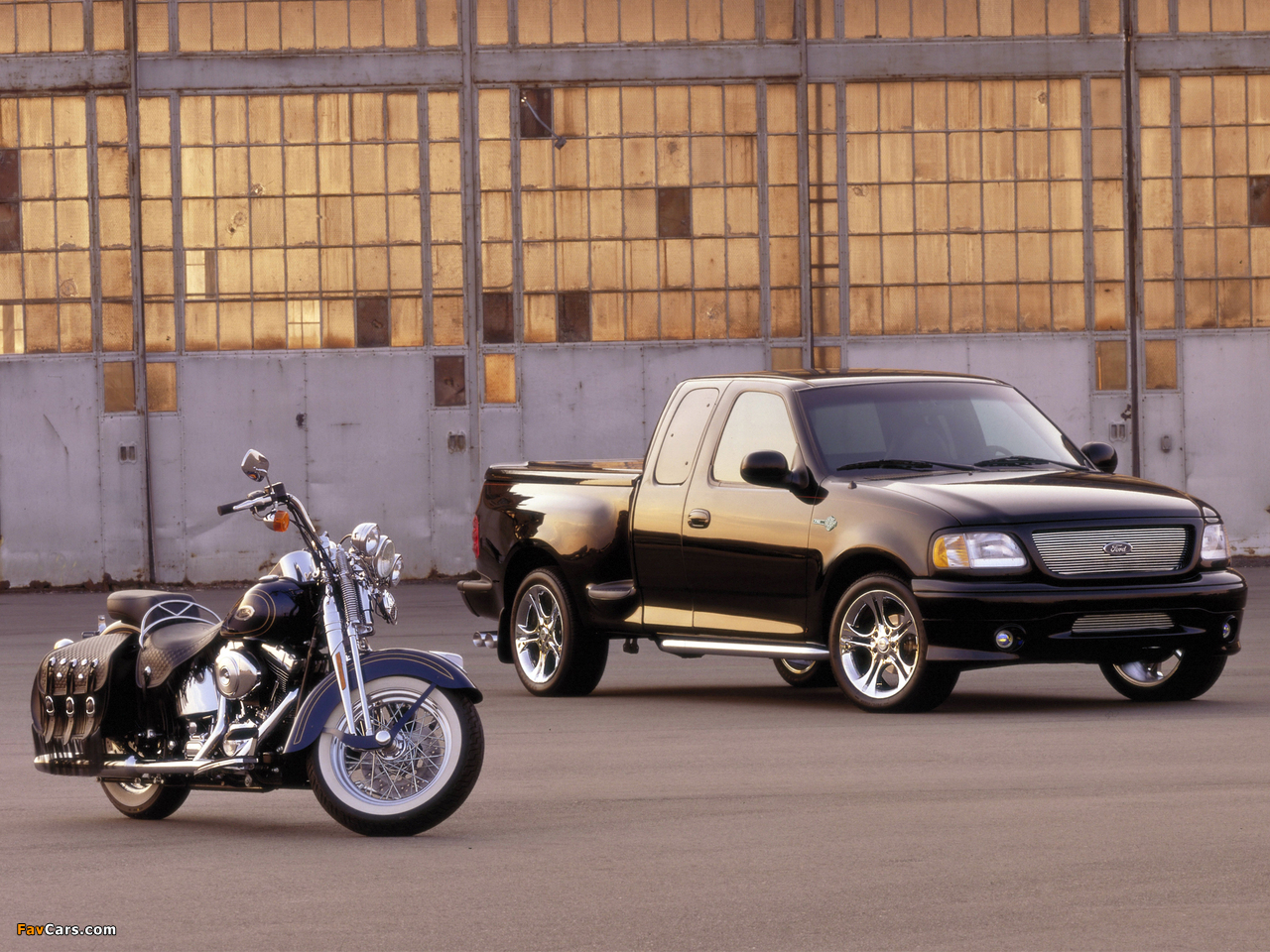 Ford F-150 Harley-Davidson 2000 wallpapers (1280 x 960)