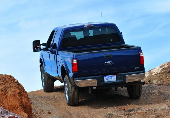 Ford F-250 Super Duty FX4 Crew Cab 2010 images