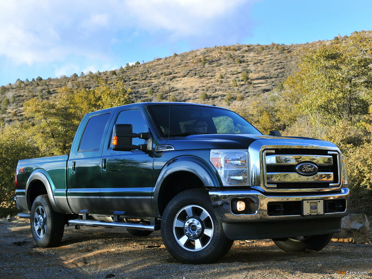 Pictures of Ford F-250 Super Duty FX4 Crew Cab 2010 (1280 x 960)