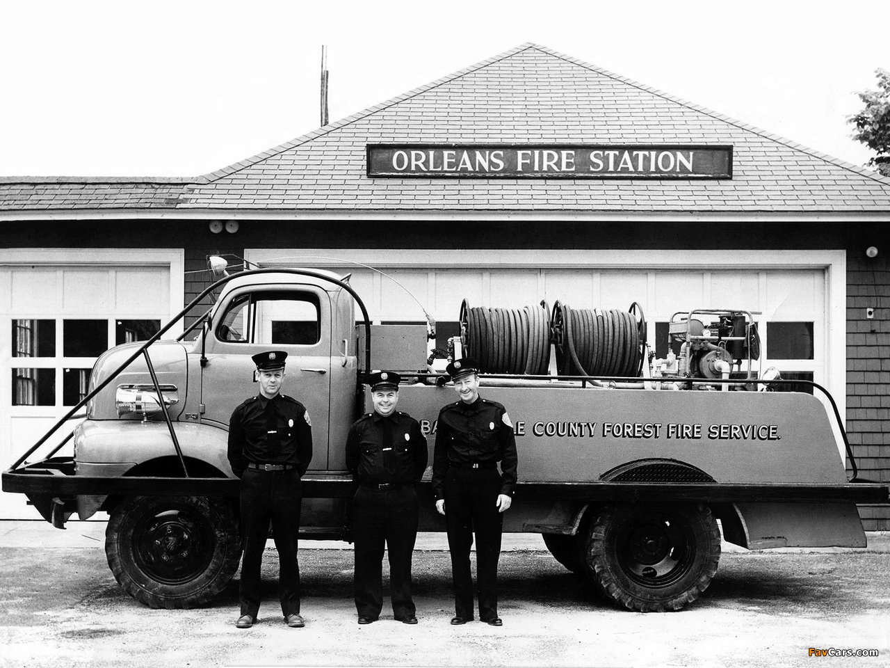 Ford F-5 COE Firetruck by Robinson 1951 images (1280 x 960)