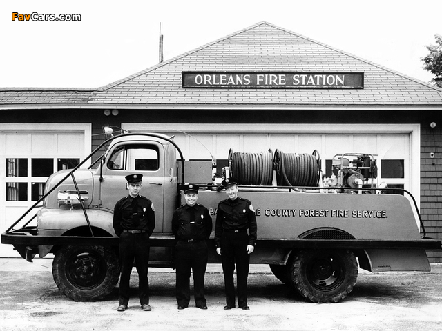 Ford F-5 COE Firetruck by Robinson 1951 images (640 x 480)