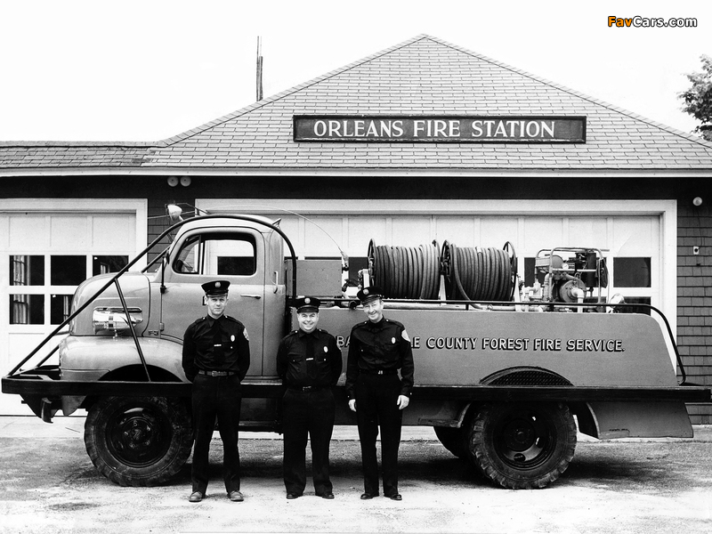 Ford F-5 COE Firetruck by Robinson 1951 images (800 x 600)