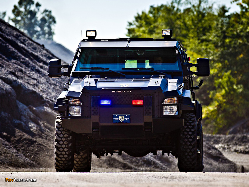 Images of Alpine Armoring Pit-Bull VX 4x4 2011 (800 x 600)