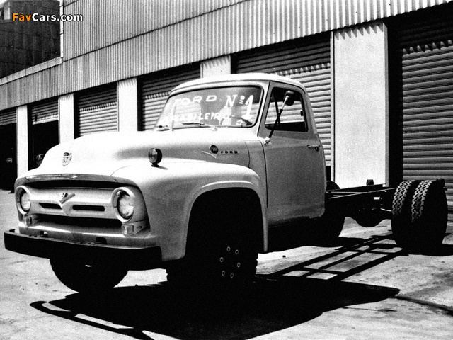 Pictures of Ford F-600 1957 (640 x 480)