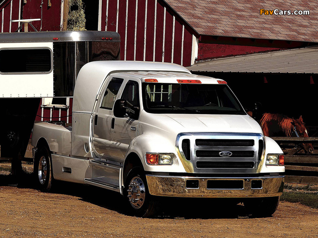 Pictures of Ford F-650 Super Crewzer 2004–07 (640 x 480)