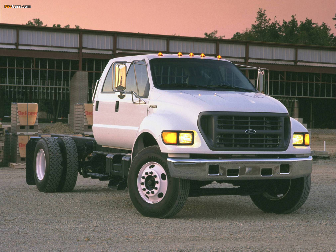 Ford F-750 Super Duty 1999–2004 wallpapers (1280 x 960)