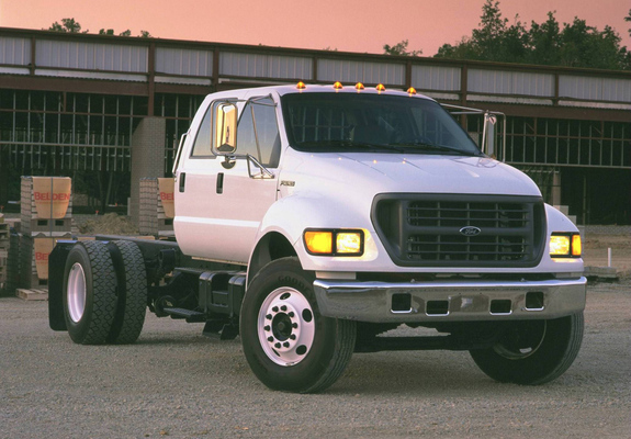 Ford F-750 Super Duty 1999–2004 wallpapers
