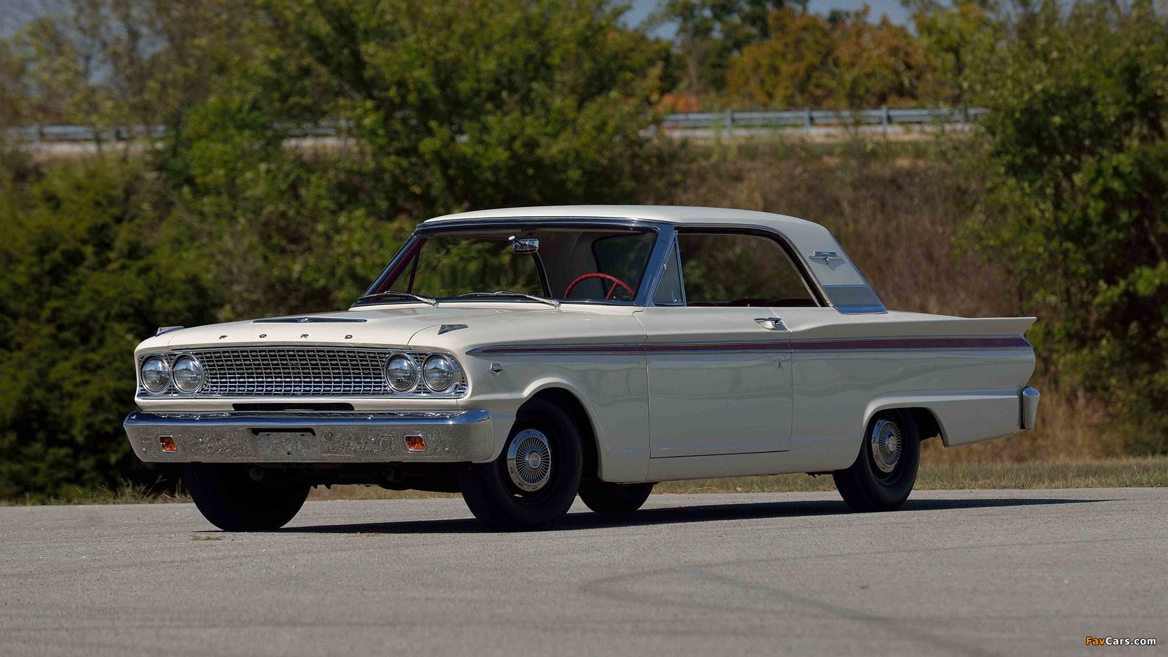 Ford Fairlane 500 Sports Coupe 1963 photos (1664 x 936)