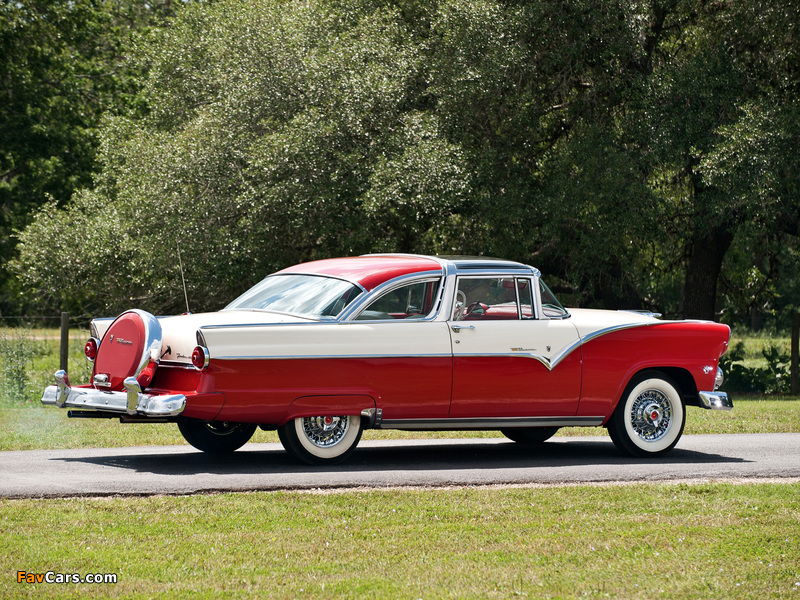 Images of Ford Fairlane Crown Victoria Skyliner (64B) 1955 (800 x 600)