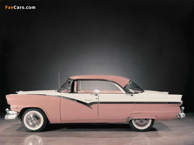 Images of Ford Fairlane Victoria Hardtop Sedan (57A) 1956 (640 x 480)