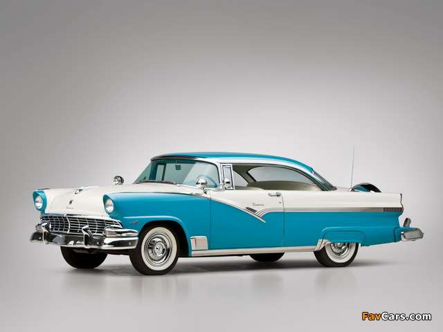 Pictures of Ford Fairlane Victoria Hardtop Coupe (64C) 1956 (640 x 480)