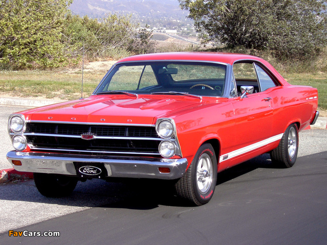 Pictures of Ford Fairlane 500GT 2-door Hardtop 1966 (640 x 480)