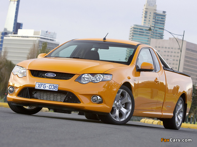 Ford Falcon XR6 Ute (FG) 2008–11 photos (640 x 480)