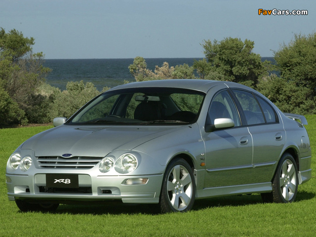 Photos of Ford Falcon XR8 (AU) 1998–2000 (640 x 480)