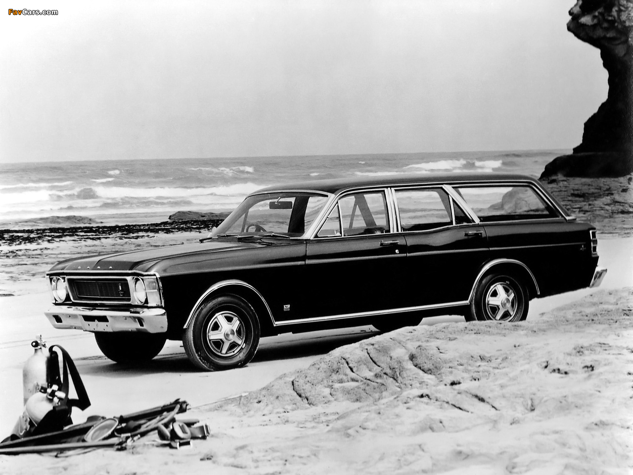 Pictures of Ford Falcon Futura Wagon (XW) 1969–70 (1280 x 960)